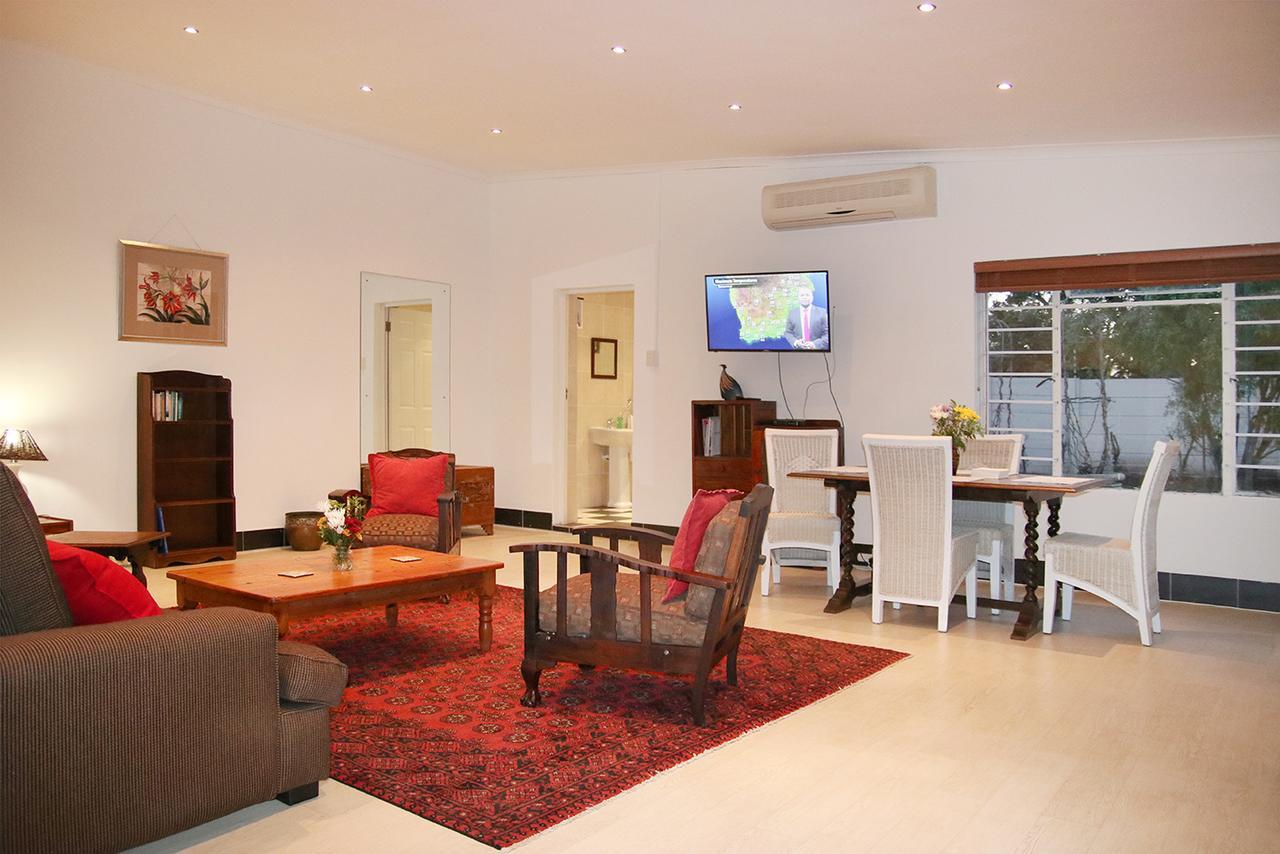 Spacious Garden Unit On Fordyce Port Elizabeth Exterior photo