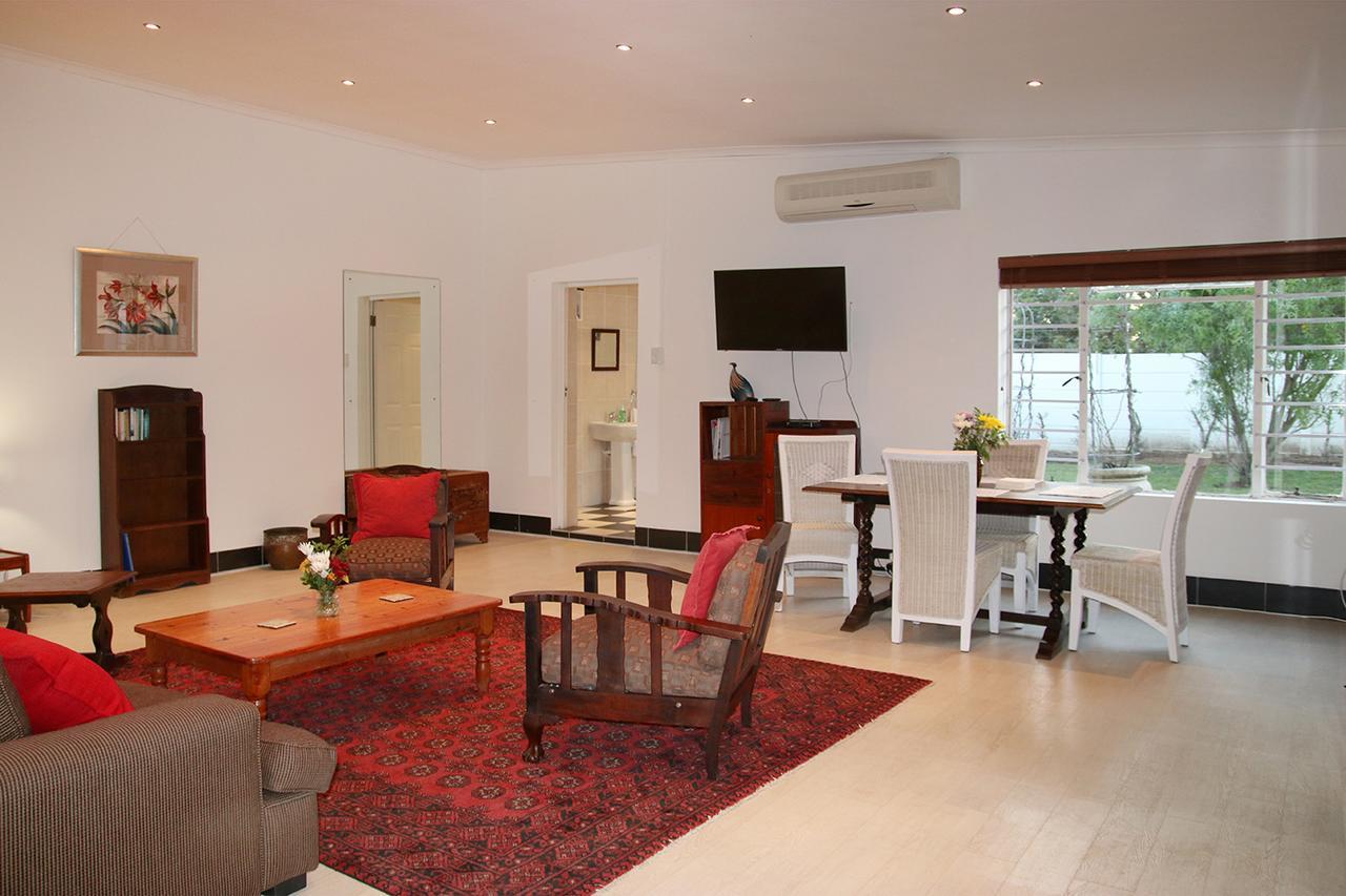 Spacious Garden Unit On Fordyce Port Elizabeth Exterior photo