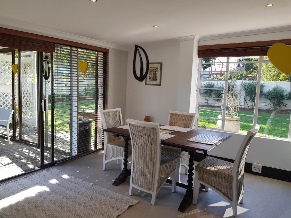 Spacious Garden Unit On Fordyce Port Elizabeth Exterior photo